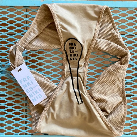 Frankies Bikini Grotto Bottom Sand - Picture 7 of 8